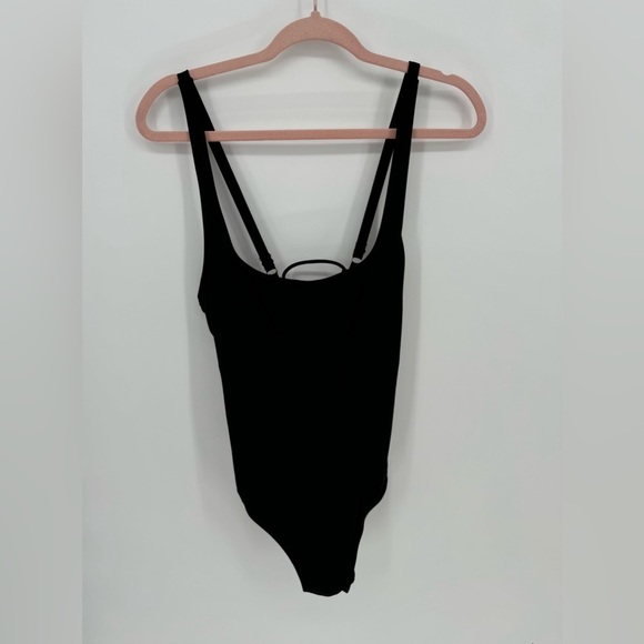 MICHAEL Michael Kors Black One Piece Baiting Suit Strapy Back Size 12 - Picture 1 of 14